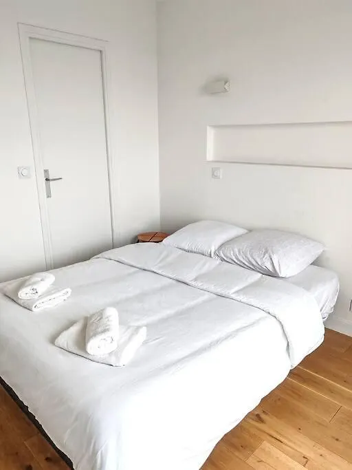 Le Panoramique - 3 Pieces Avec Vue - Parking Inclus Apartamento Paris 0*,  França
